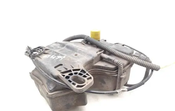 Citroen C4 Grand Picasso AdBlue liquid reservoir 9800323880
