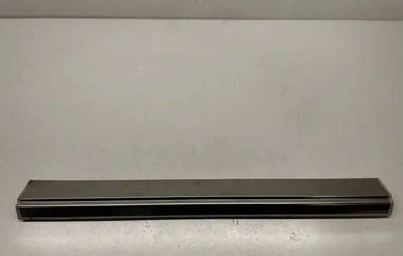 Mercedes-Benz CLS C218 X218 Front sill trim cover A2186800135 2186800135
