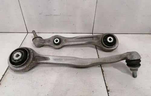 Mercedes-Benz S W222 Front lower control arm/wishbone A2223302401