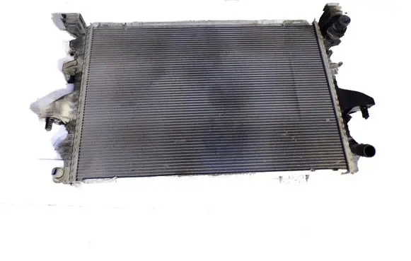 Volkswagen Transporter - Caravelle T5 Coolant radiator 7H0121253J