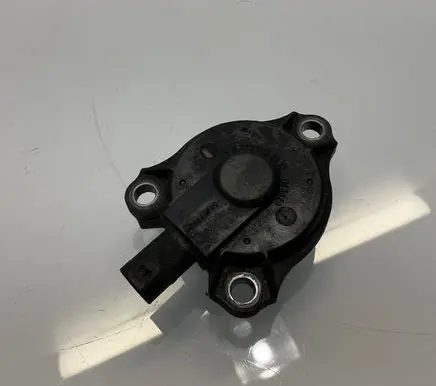 Mercedes-Benz CLS C219 Camshaft pulley/ VANOS A2720510077 2720510077