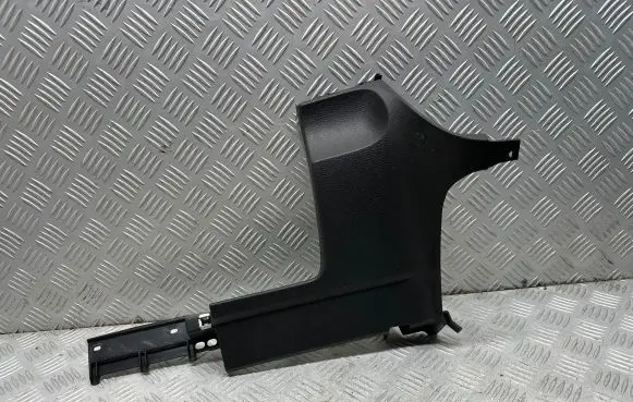 Dashboard lower bottom trim panel