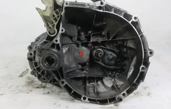 Peugeot 207 Manual 6 speed gearbox 20CQ46