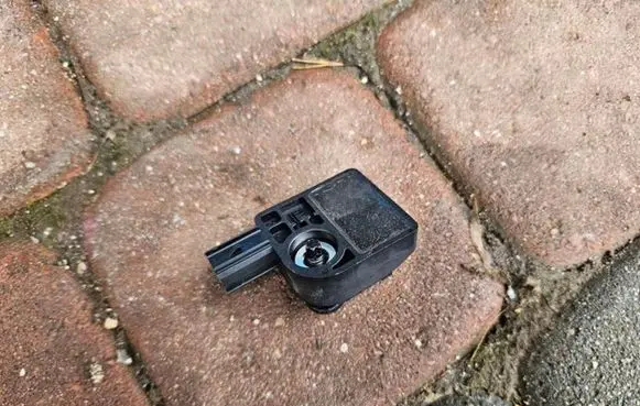 Opel Mokka X Airbag deployment crash/impact sensor 13578678