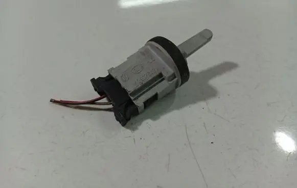 Skoda Octavia Mk2 (1Z) Interior temperature sensor 1K0907543A