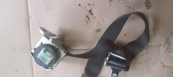 Ford Focus C-MAX Front seatbelt