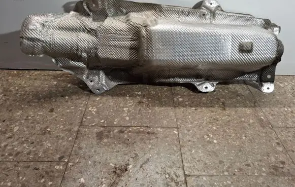 Citroen DS7 Crossback Exhaust heat shield 9822200180