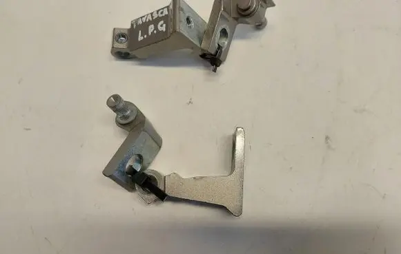 Cupra Tavascan Front door upper hinge CUPTAV
