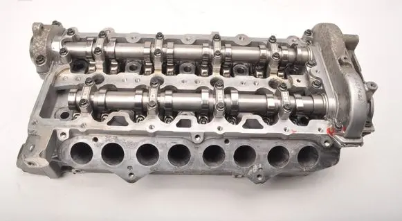 Volvo XC90 Engine head 31430906