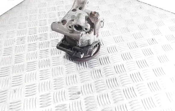 Nissan X-Trail T30 Air conditioning (A/C) compressor (pump)
