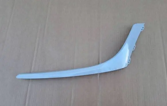 Hyundai Kona I Under headlight/headlamp trim 86563DDAA0