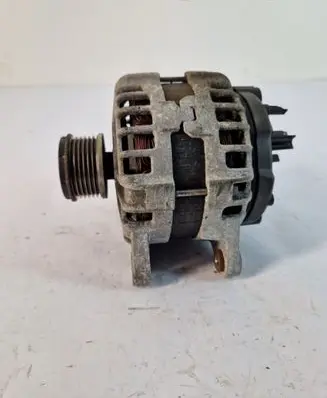 Renault Kadjar Generator/alternator 231004EA0AF