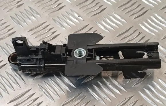 Audi Q3 8U Seat belt height adjuster 8T8857833 81R085783324
