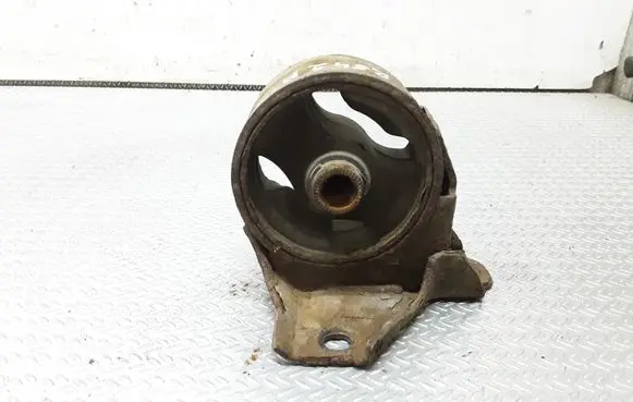 Hyundai Grandeur Engine mount bracket 219113K800