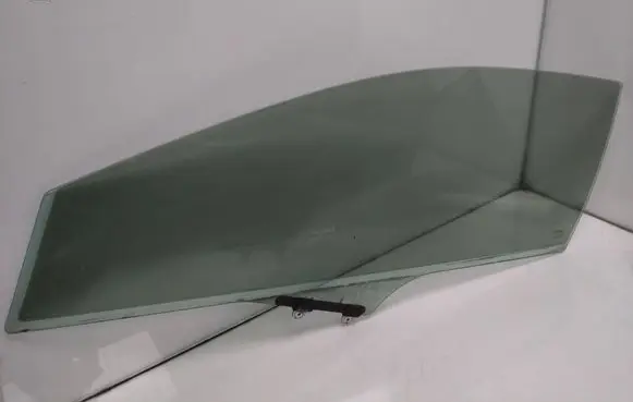Honda Civic Front door window/glass (coupe) 43R000479 DOT211M86AS2
