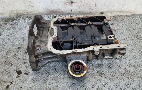 Dodge Caliber Oil sump 04884660AC 30407026 7211