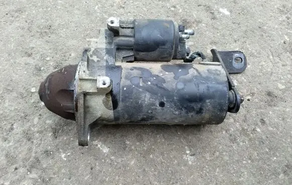 Opel Vectra B Starter motor 0001109015
