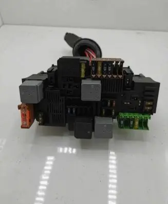 Mercedes-Benz E W213 Fuse box set A2139065706 58K616F00 184053683