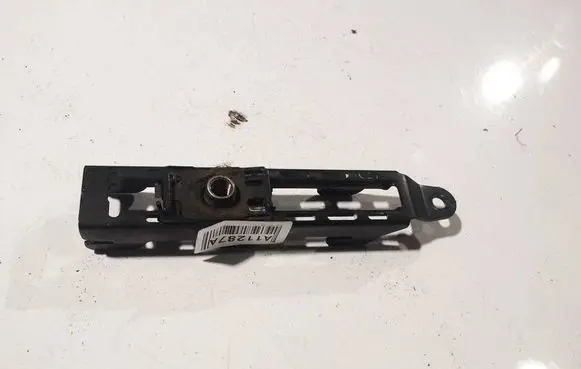 Skoda Fabia Mk2 (5J) Seat belt adjustment rail 
