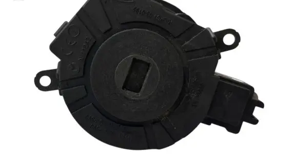 Volvo V50 Ignition lock 30768036