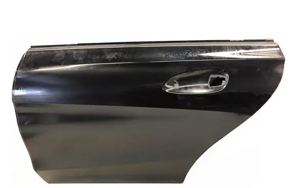 Mercedes-Benz CLA C117 X117 W117 Rear door