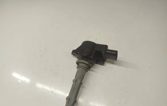 Mercedes-Benz CLS C219 High voltage ignition coil U5117