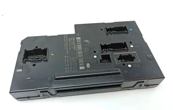 Mercedes-Benz C W204 Fuse module 5DK01102230 2049060705 2045458932