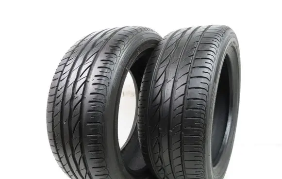 Volkswagen Golf V R16 summer tire 