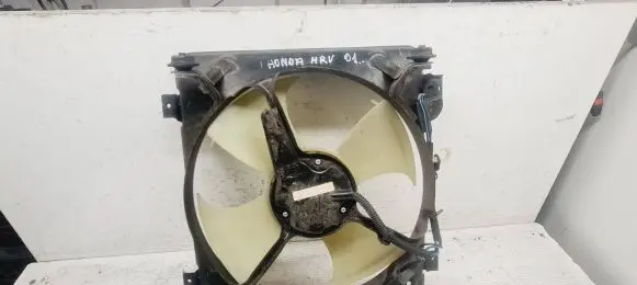 Honda HR-V Radiator cooling fan shroud 8244300
