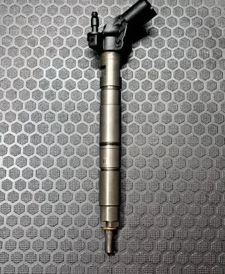 Audi A6 S6 C6 4F Fuel injector 059130 059130277AH 070122