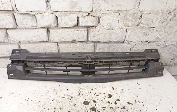 Opel Vivaro Front bumper mounting bracket 620300101R 93856003 66030