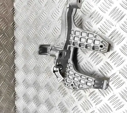 Mercedes-Benz EQS V297 Engine mounting bracket A2978306502