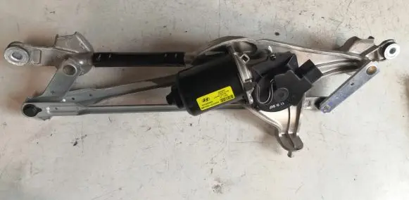 Hyundai Tucson TL Front wiper linkage and motor 98100D3000