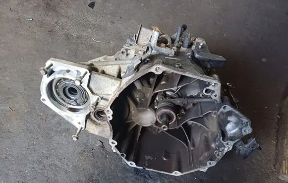 Nissan Qashqai Manual 6 speed gearbox