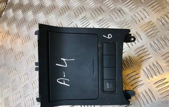 Ashtray (front)