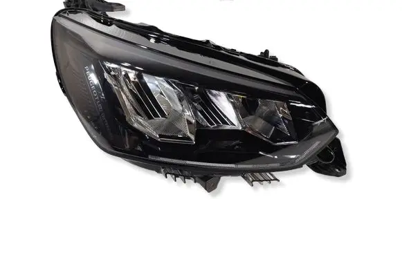 Peugeot 208 II Headlight/headlamp 9833036180 90200112