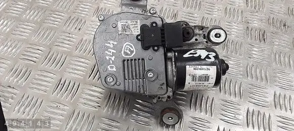 Peugeot RCZ Wiper motor 9673484280