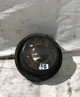 BMW 5 E39 Crankshaft pulley 11231735358