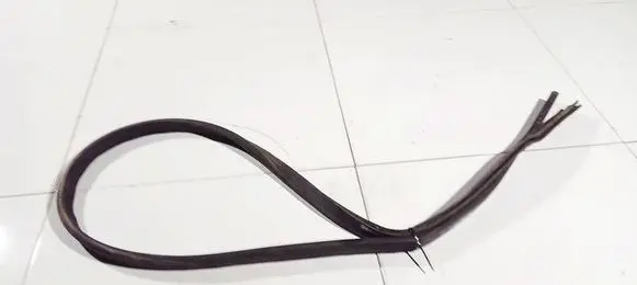 Mercedes-Benz R W251 Rubber seal front coupe door 