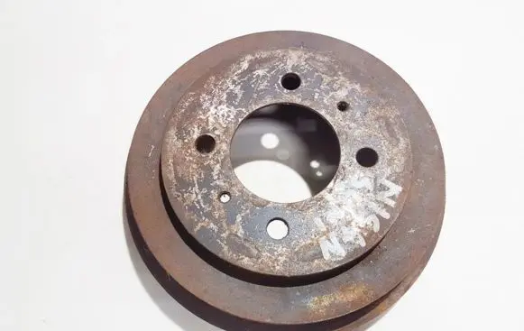 Nissan Sunny Drum brake (rear) 