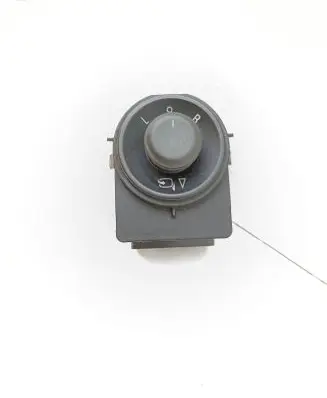 Opel Astra J Wing mirror switch 13345014