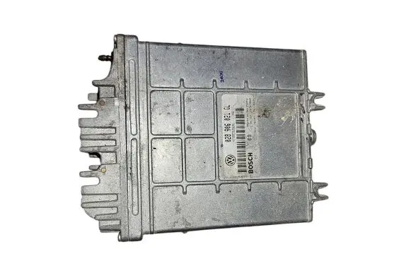 Volkswagen PASSAT B5 Engine control unit/module 028906021GL 0281001656