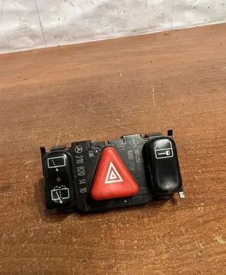 Mercedes-Benz E W210 Hazard light switch 2108201410 D4023