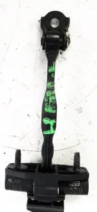 Opel Astra K Front door check strap stopper