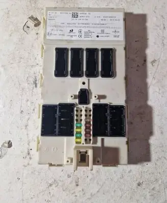 BMW 3 F30 F35 F31 Central body control module 9438729 Ks90212