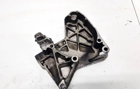 Renault Scenic II - Grand scenic II Engine mounting bracket 8200293844