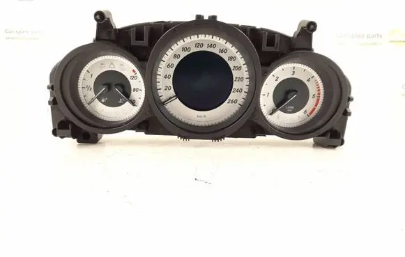 Mercedes-Benz C W204 Speedometer (instrument cluster) 2049004609 2049005513