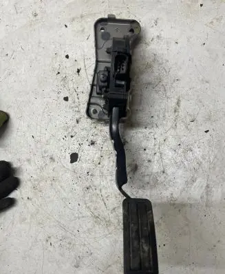 Land Rover Range Rover Sport L320 Accelerator throttle pedal 5H227R562BA DSW10048 071029112145