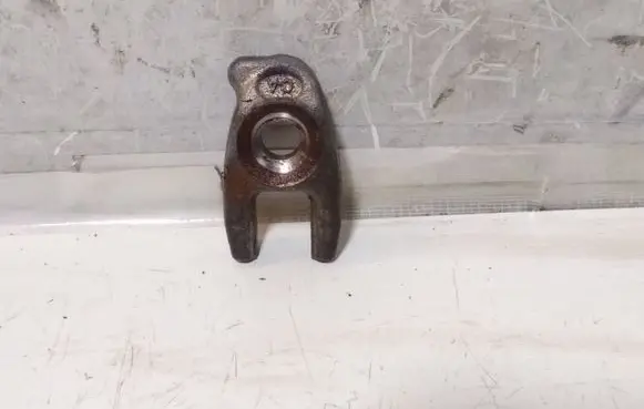 Nissan Qashqai Fuel Injector clamp holder