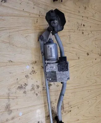 Audi A4 S4 B8 8K Front wiper linkage and motor 8K1955119